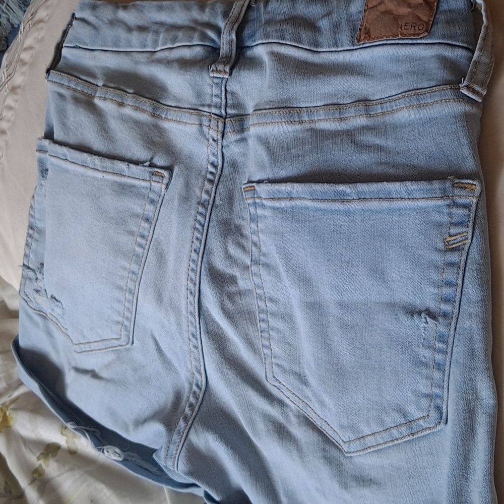 Shorts - Picture 4 of 4
